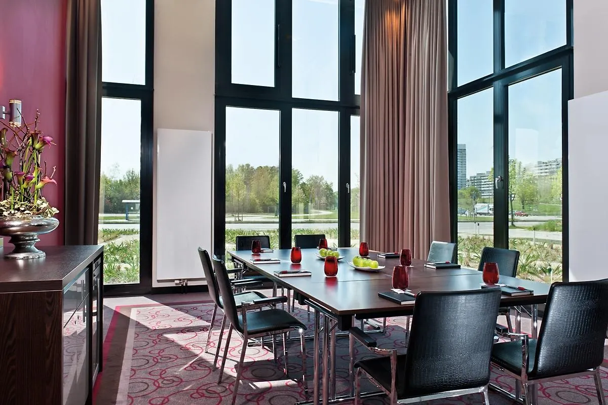 Leonardo Royal Hotel Monachium 4*,