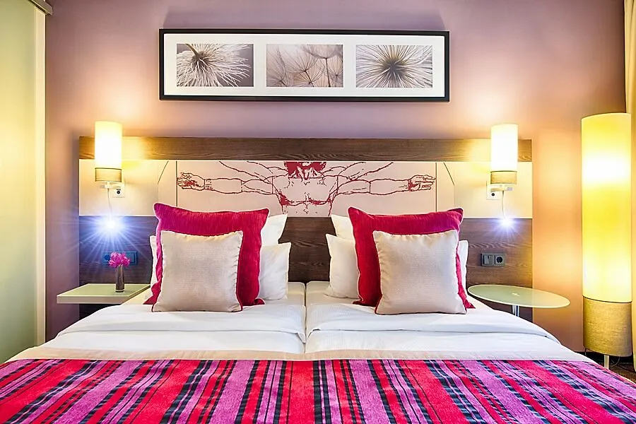 Leonardo Royal Hotel Munich 4*,